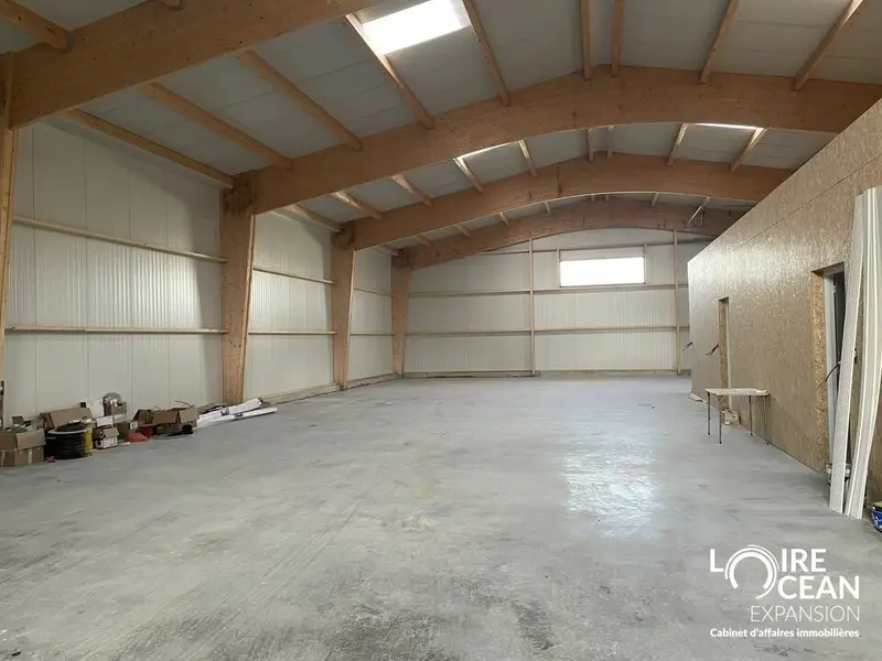 A louer Locaux d'activité 250m² Divatte-sur-Loire