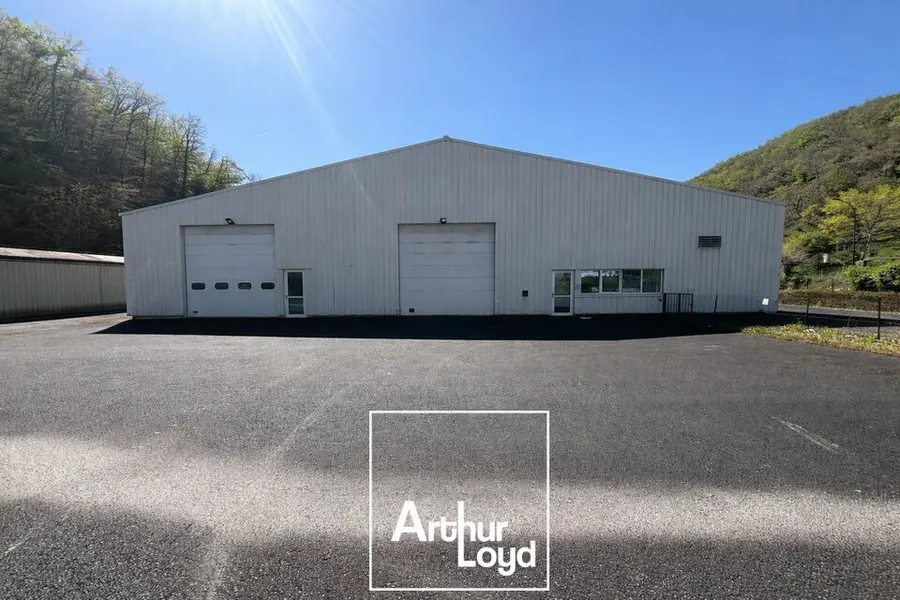 Entrepôt / Activité à louer - Souillac (46200) - 3000 m² - 7 000 €/mois