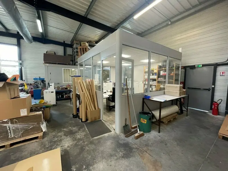 Entrepôt / Activité à louer - Le Grand-Lemps (38690) - 199 m² - 1 397 €/mois