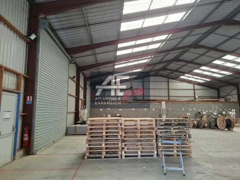 A louer Locaux d'activité 1125m² Prinquiau