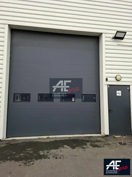 A louer Locaux d'activité 184m² Donges