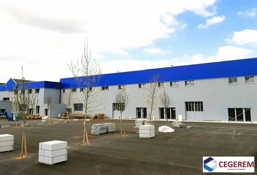 Entrepôt / Activité à louer - Livry-Sur-Seine (77000) - 603 m² - 5 276 €/mois