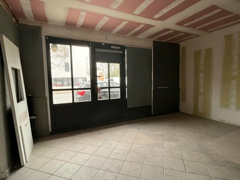 Local Commercial à louer - Vannes (56000) - 80 m² - 1 500 €/mois