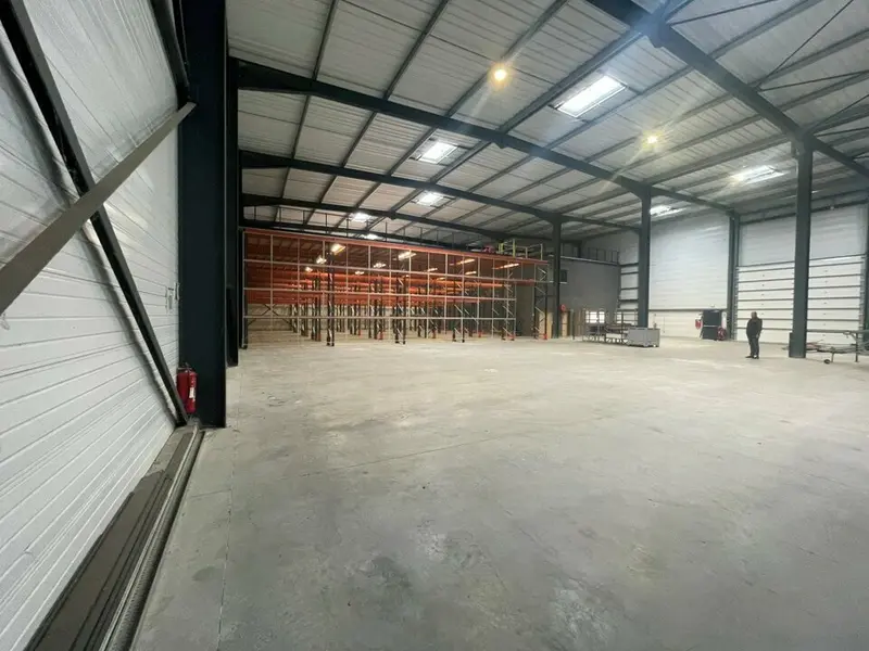 A vendre Locaux d'activité 1595m² Apprieu