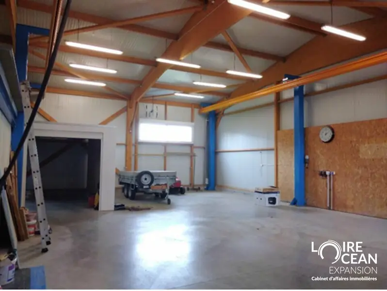 Entrepôt / Activité à vendre - Le Loroux-Bottereau (44430) - 395 m²