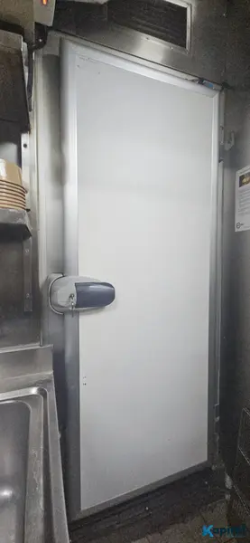 Beau Restaurant - Paris 14  - Sortie du métro