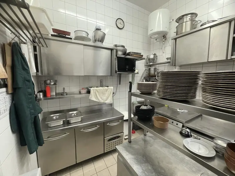 26 à 30 couverts - Extraction - Superbe restaurant