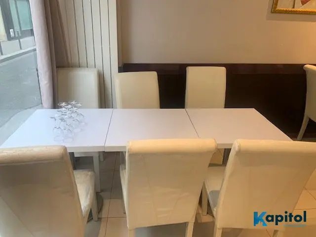Restaurant avec un CA de 400K€ - Paris 17e - Village des Batignolles 
